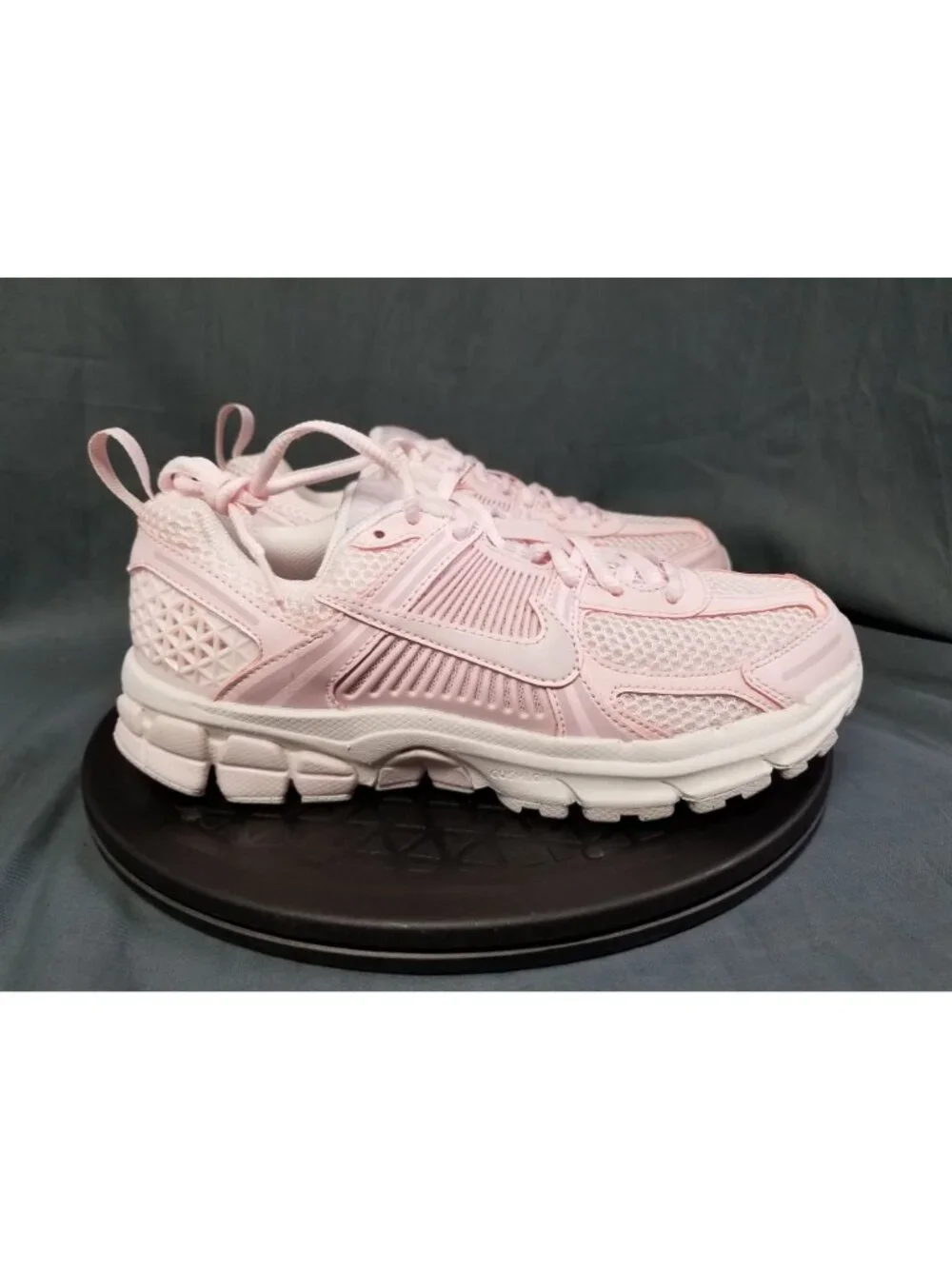 Nike Vomero 5 (GS) Sneakers HF6998 600 Pink Grey Girls Size 6 NEW IN BOX!